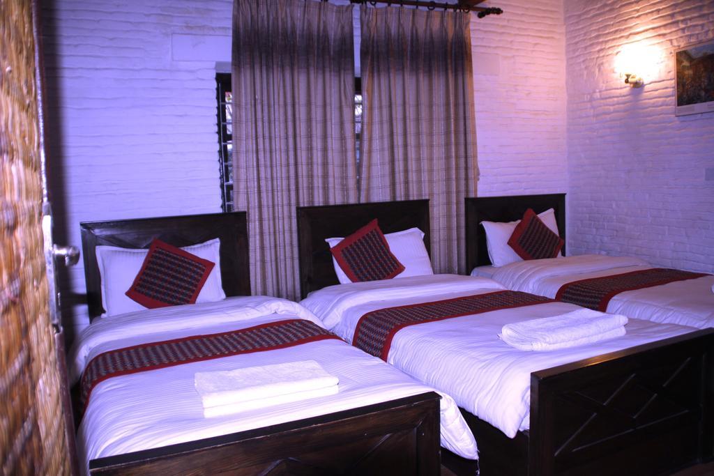 Hotel Peace N Park Κατμαντού Δωμάτιο φωτογραφία