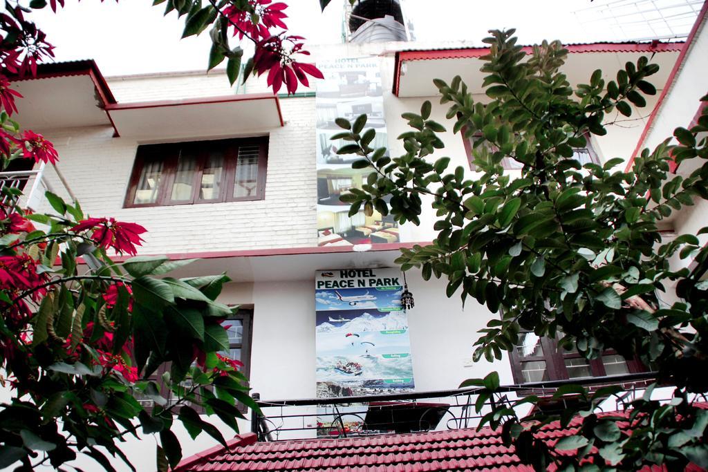 Hotel Peace N Park Κατμαντού Δωμάτιο φωτογραφία
