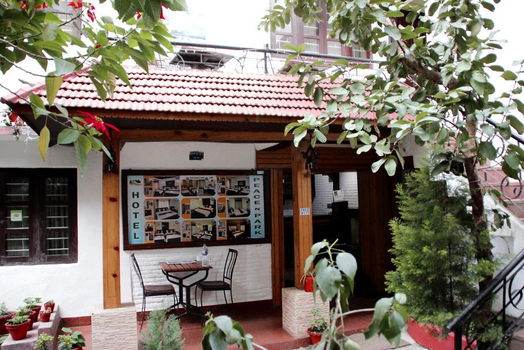 Hotel Peace N Park Κατμαντού Δωμάτιο φωτογραφία