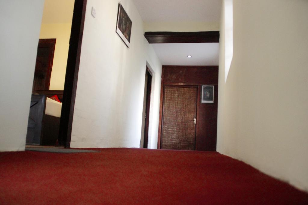 Hotel Peace N Park Κατμαντού Δωμάτιο φωτογραφία