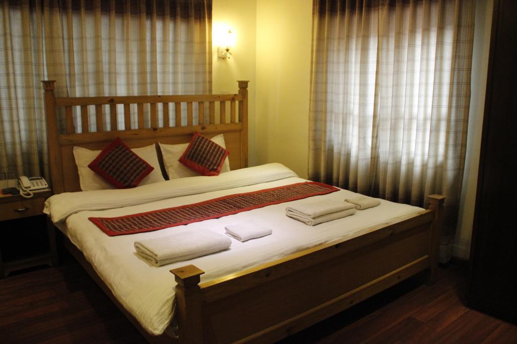 Hotel Peace N Park Κατμαντού Δωμάτιο φωτογραφία